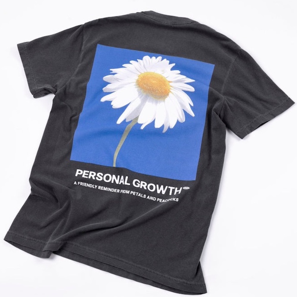 Petals and Peacocks Personal Growth Tee Size Small 100% Cotton T-shirt Unisex